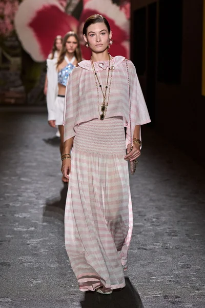 Look 21